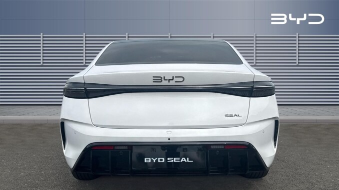 BYD Seal 230kW Design 83kWh 4dr Auto Electric Saloon - Image 6